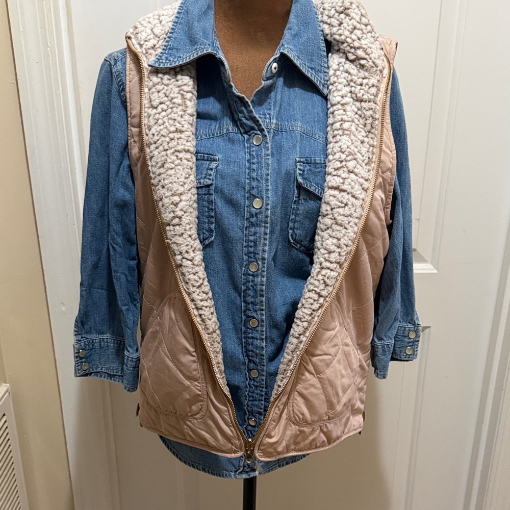 Thread & Supply Dust Pink Sherpa Vest